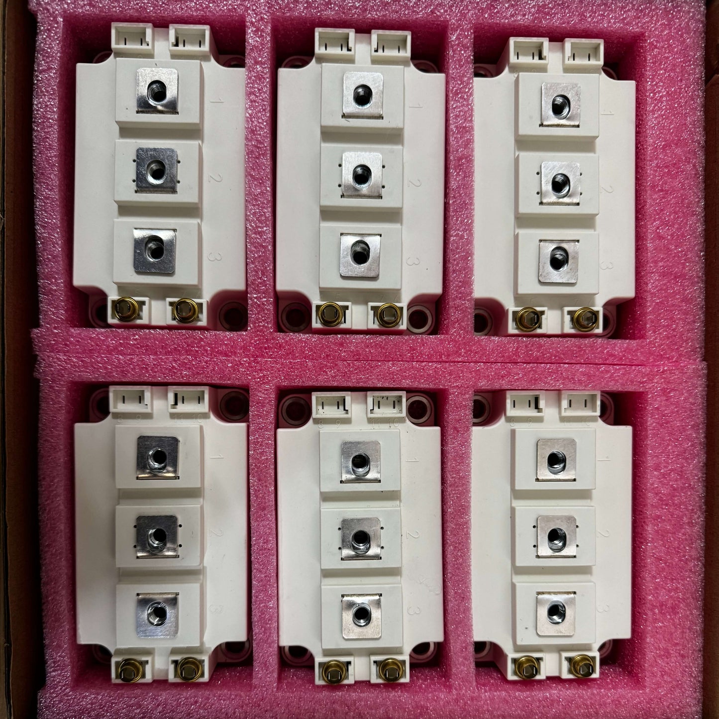 Semikron Danfoss 22892212 SEMITRANS 3 SKM300GBD12T4, IGBT 4 Fast Trench, 300A, 1200V, 106x62x31