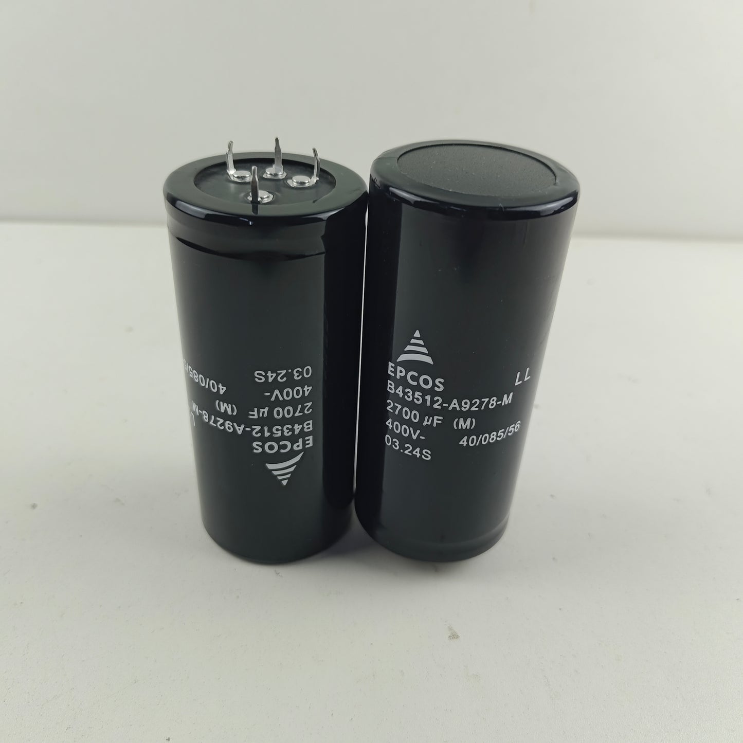 EPCOS B43512-A9278-M Aluminum Electrolytic Capacitor, 2800µF 400V, Screw Terminal, - Pack of 12