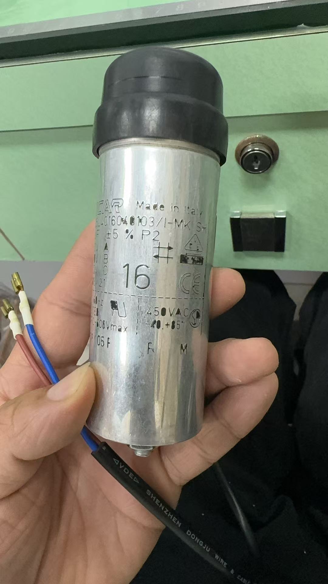 Condensador Icar MLR25L4016040103/I-MK SH ICAR de 16 µF y 450 V (12 unidades)