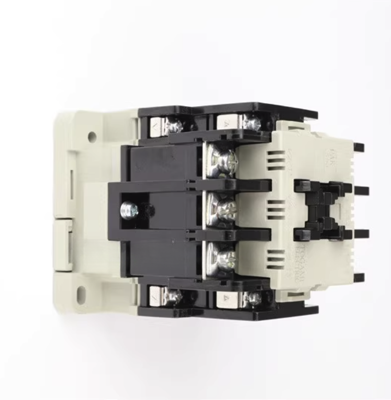 Togami PAK-26J Magnetic Contactor, AC110V Coil, 3-Pole (3-Pack)