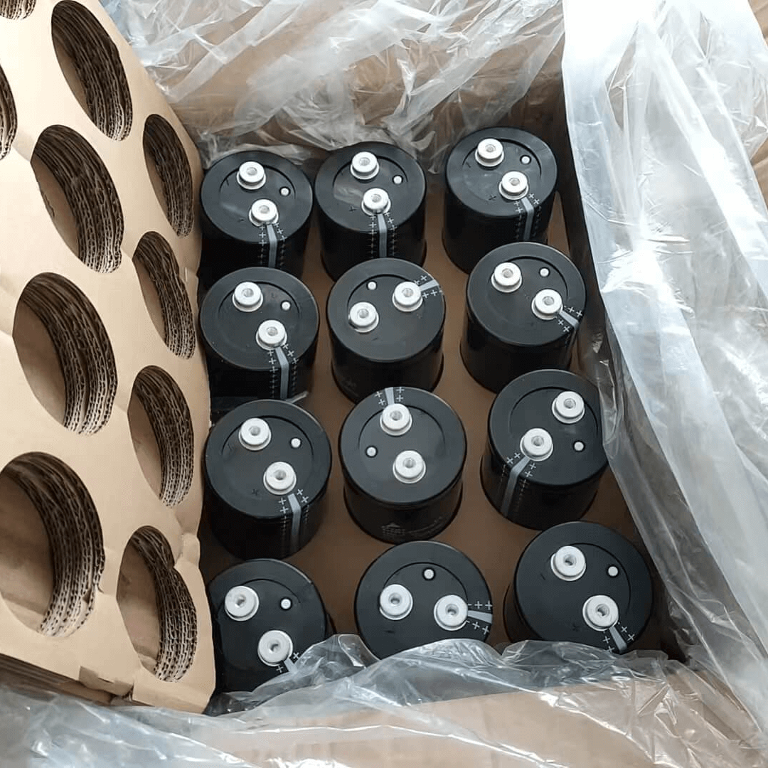 EPCOS B43456-S9758-M2 400V 7000uF Capacitor - Aluminum Electrolytic - Front View