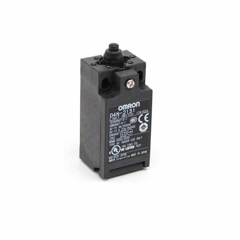 OMRON D4N-2131 Safety Limit Switch, 1NC/1NO, IP67 Protection, Plunger