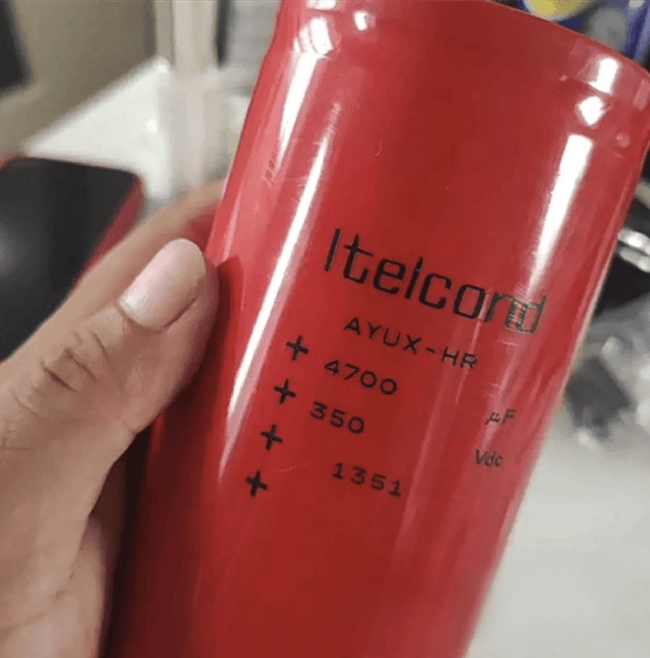 LTELCOND Itelcond AYUX-HR Aluminum Electrolytic Capacitor, 4700µF 350V DC - Pack of 6