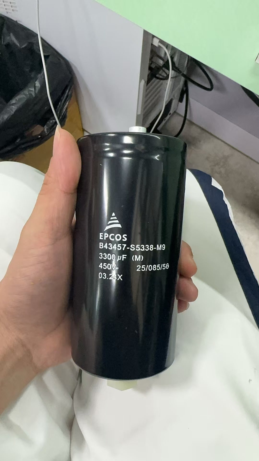 EPCOS B43457-S5338-M9 3300μF 450V 64x151 Capacitor (24 Pieces)