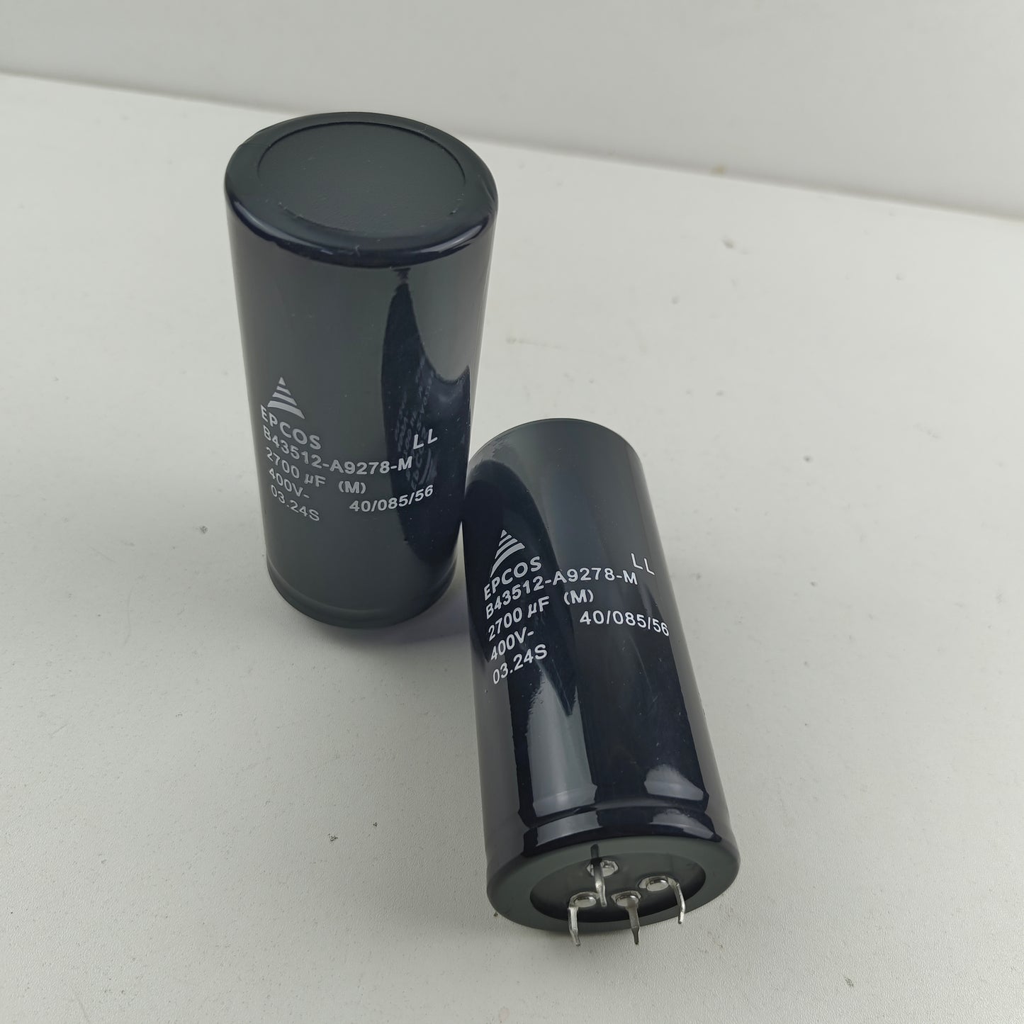 EPCOS B43512-A9278-M Aluminum Electrolytic Capacitor, 2800µF 400V, Screw Terminal,  - Pack of 12