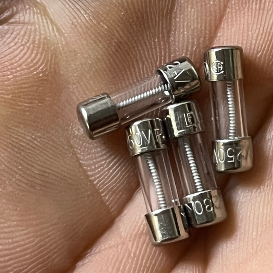 Fuses 4.5*15mm 5*15mm 2A 250V Glass tube (50 Pieces)