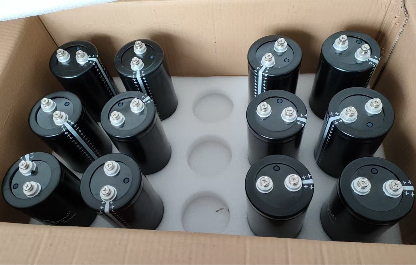 EPCOS B43584-S2109-M1 10000UF 200V Kondensator (26 Stück)