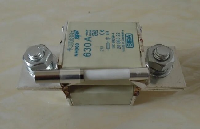 Siba NH000 400A 690V 2056320 aR Fuses (3 Pieces)