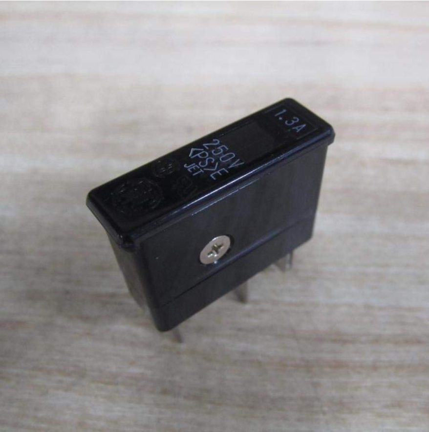 DAITO P430H 3AMP, 250V, Alarm, Fuse  (5 Pieces)