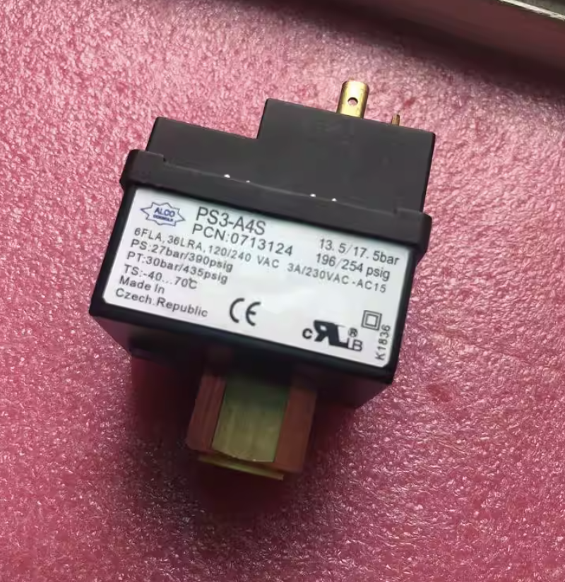 Emerson ALCO PS3-A4S / 0713124 PS3 Series Dual Pressure Switch, 13.5 / 17.5 Bar, SPDT Contact
