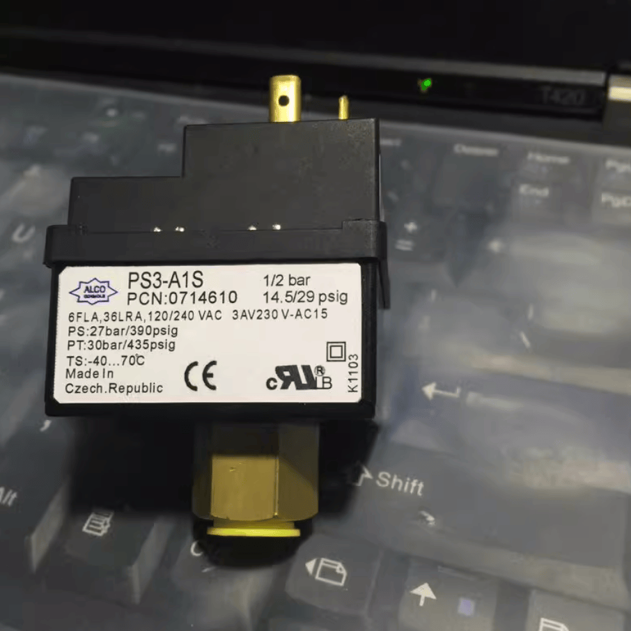 ALCO ALCO PS3-A1S Dual Pressure Switch, 1/2 bar 14.5/29 psig, SPDT, Refrigeration/HVAC, PCN 0714610