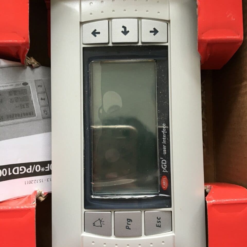 CAREL CAREL PGD1000F00 Controller