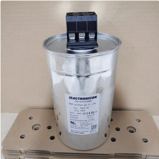 ELECTRONICON ELECTRONICON E62.S230-204M30 640VAC 3X200UF Capacitor