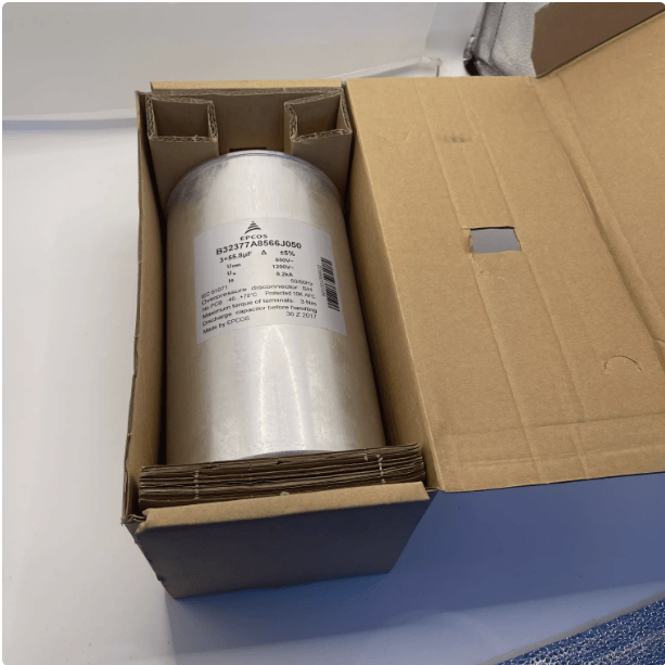 EPCOS EPCOS B32377A8566J050 3X55.8UF 850V Capacitor