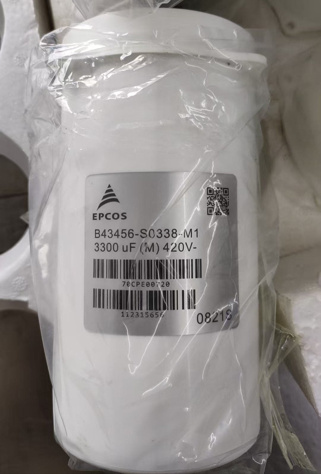 EPCOS EPCOS B43456-S0338-M1 420V 3300uF Capacitor (12 Pieces)