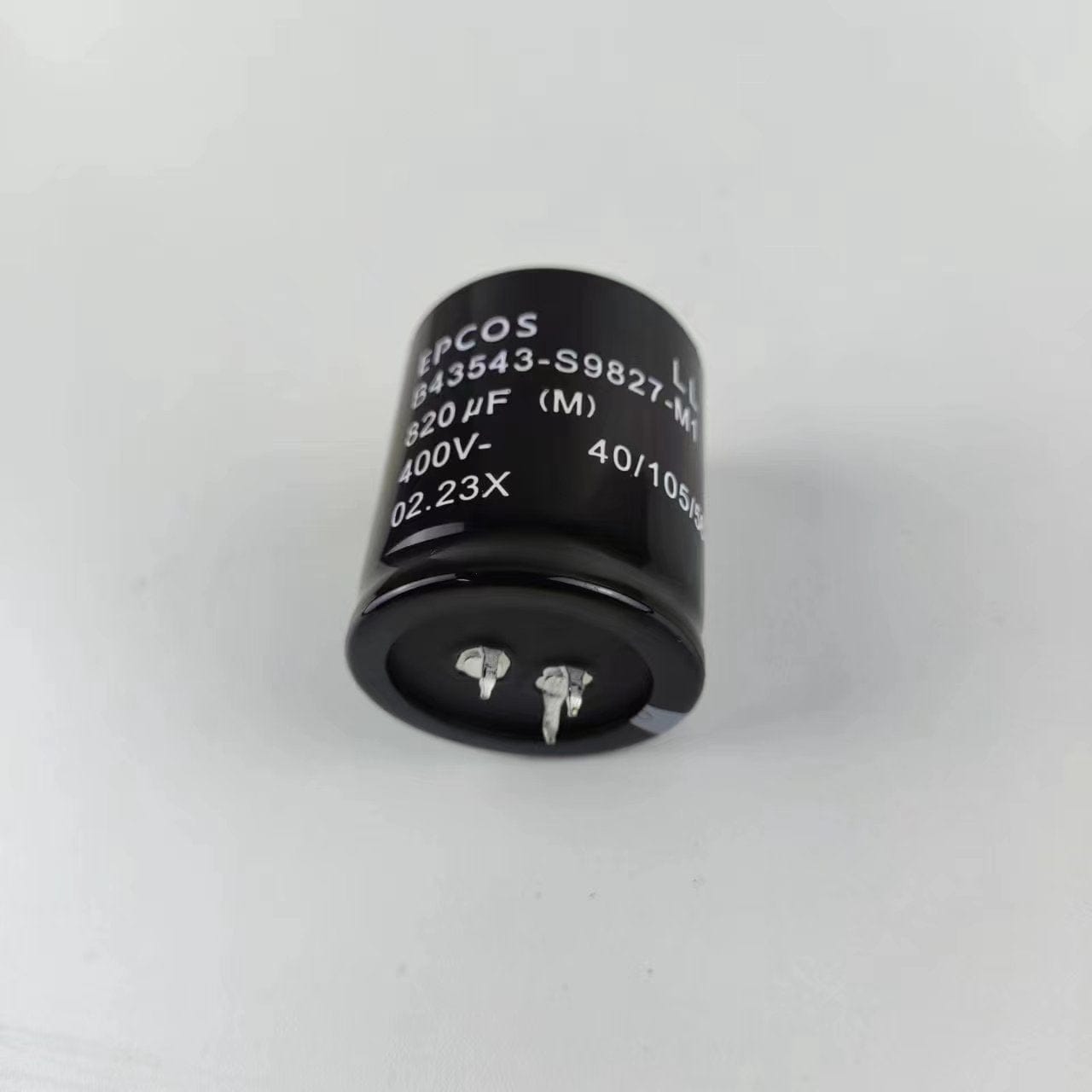 EPCOS EPCOS B43543-S9827-M1 400V 820uF Capacitor (12 Pieces)