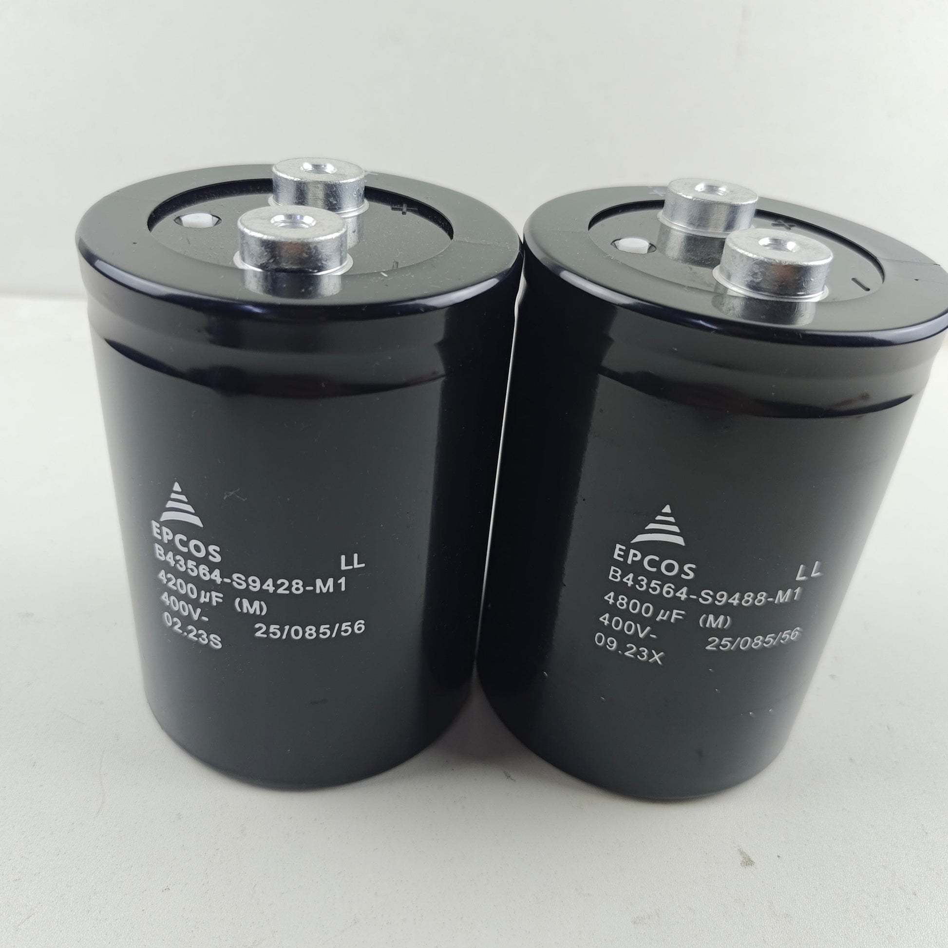 EPCOS EPCOS B43564-S9488-M1 400V 4800uF Capacitor Fuses