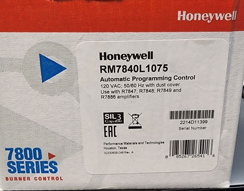 Honeywell Honeywell RM7840L1075 burner control RM7840L1075 Automatic Programming Control, 120 VAC 50/60 Hz with Dust Cover – Compatible with R7847/R7848/R7849/R7886 Amplifiers