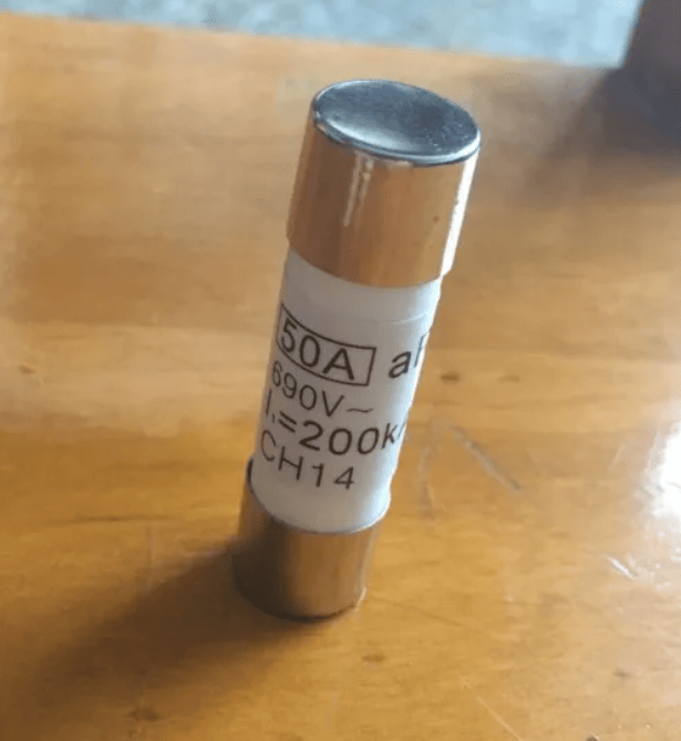 ITALWEBER CH/P22 100A 10pcs ITALWEBER CH/P22 100A 690V gR 1482100 Fuses (10 Pieces)