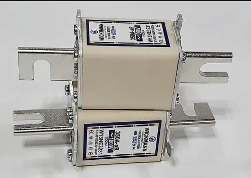 Jean Muller R5185623 250A -aR 660V HLS00  3pcs Jean Muller R5185623 250A -aR 660V HLS00 Fuses