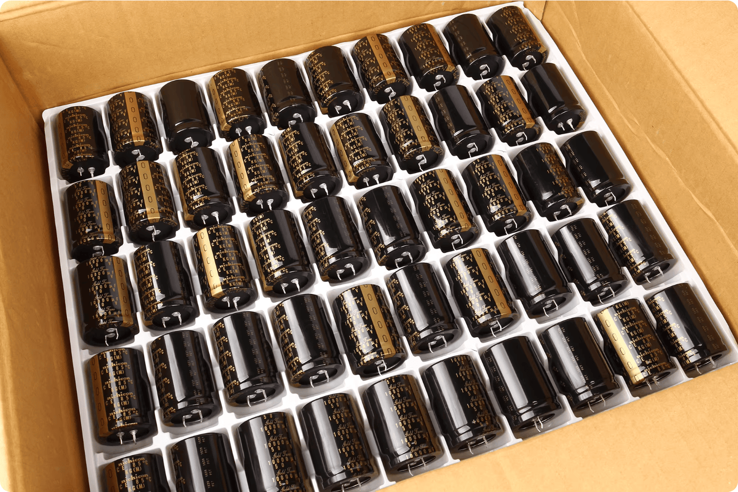 Nichicon Aluminum Electrolytic Capacitors Nichicon LKG1H103MESCBK Gold Tune Audio Grade Capacitor, 10000uF 50V, Snap-In, 35x50mm - Pack of 5