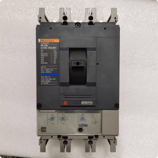 Schneider Molded Case Circuit Breakers Schneider Electric 32751 Compact NS400L Circuit Breaker, 320 A, 3 Poles