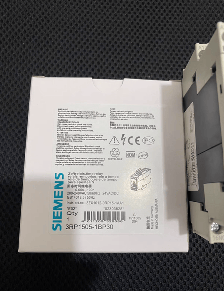 Siemens Siemens 3RP1505-1BP30 3RP1 505-1BP30 Safety relay