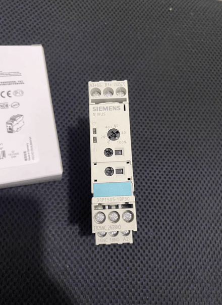 Siemens Siemens 3RP1505-1BP30 3RP1 505-1BP30 Safety relay