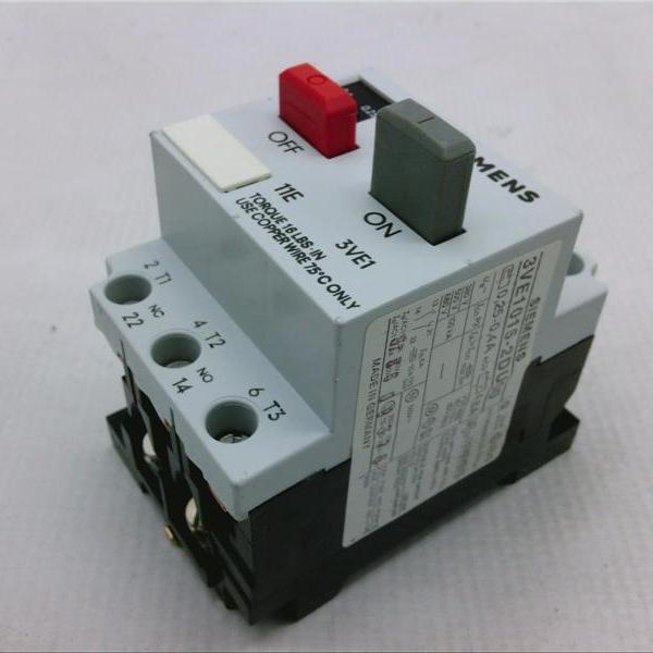 Siemens SIEMENS 3VE1015-2KU00 0.4-0.63A Motor Starter (USED)