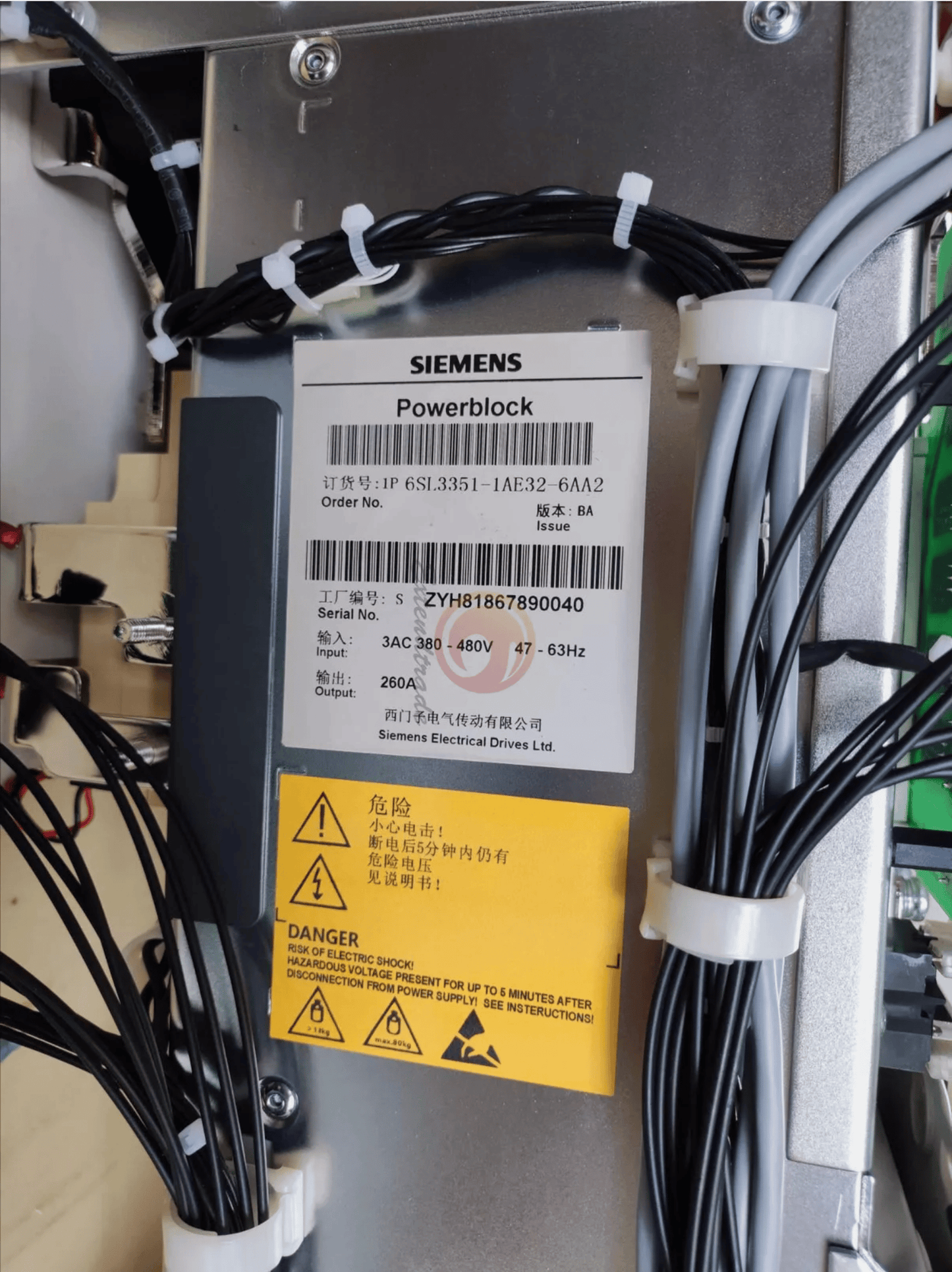 Siemens SIEMENS 6SL3351-1AE32-6AA2 Power supply module