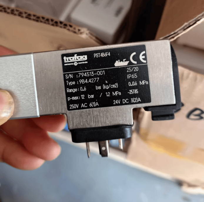 TRafag TRafag 9B4.4277 Pressure Switch